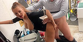 la belle salope rencontre un mec chaud bouillant